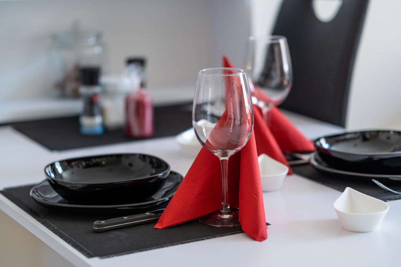 Biztos Kucko Apartment Szeged Ngoại thất bức ảnh