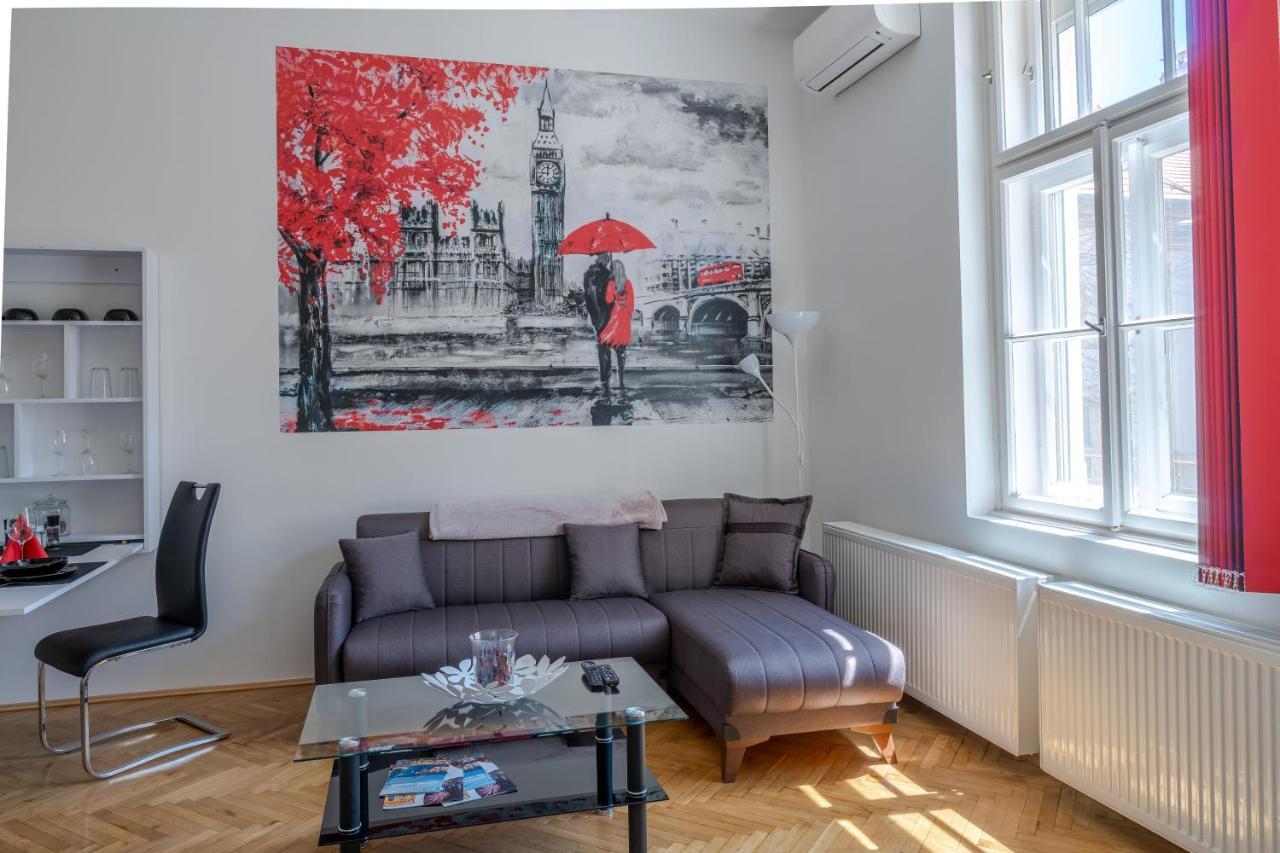 Biztos Kucko Apartment Szeged Ngoại thất bức ảnh
